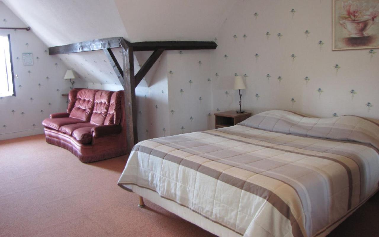 Logis Hotel & Restaurant - Auberge De La Foret Hazebrouck Exteriör bild