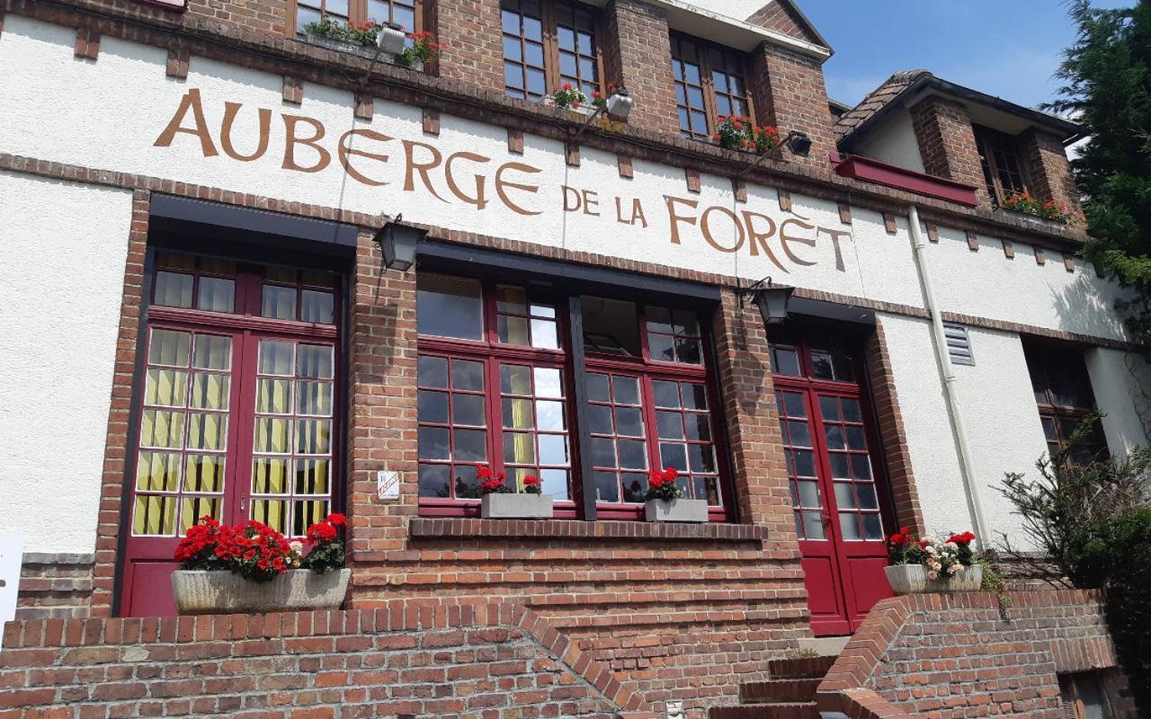 Logis Hotel & Restaurant - Auberge De La Foret Hazebrouck Exteriör bild